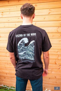 Collection LEGEND OF THE WAVE : Tee Shirt Unisexe en Coton Bio noir